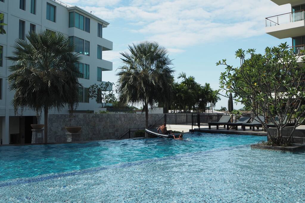 main pool for building B and C
