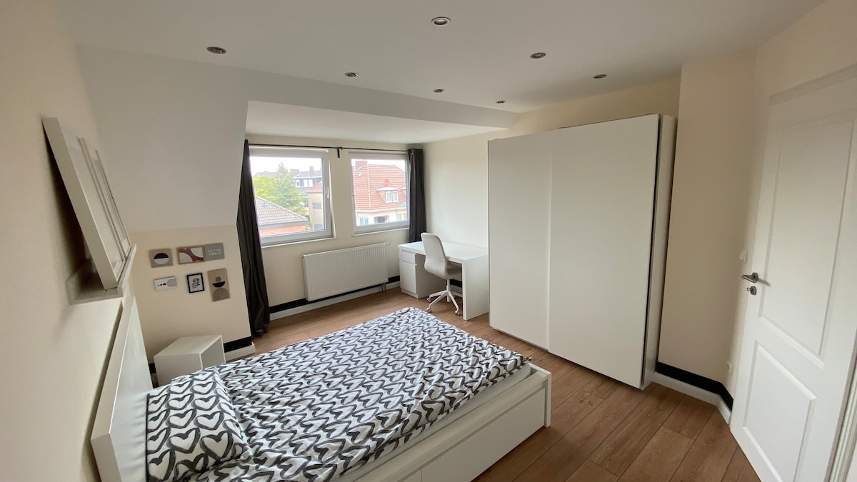 საძინებელი 1