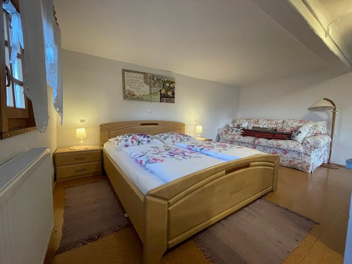 Chumba cha familia kilicho na kitanda 1 cha sofa kwa ajili ya watoto 2
Kitanda 1 cha watu wazima 2