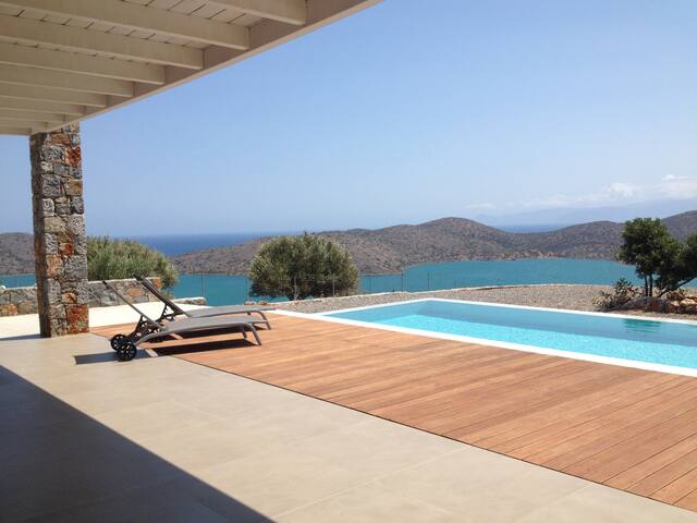 Elounda Villa – amazing view of Spinalonga gallery image 4