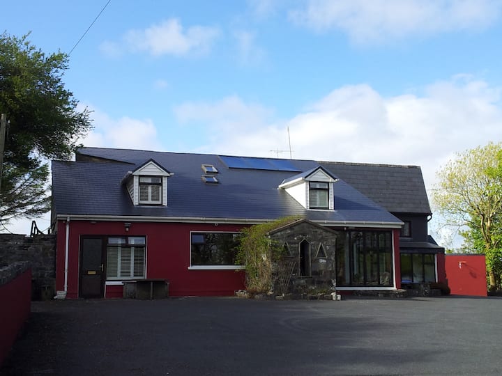 Malone's Self-Catering, Kilfenora