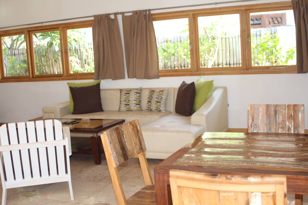 Lounge area