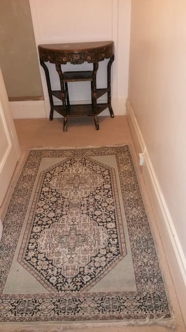 The hallway as you enter.