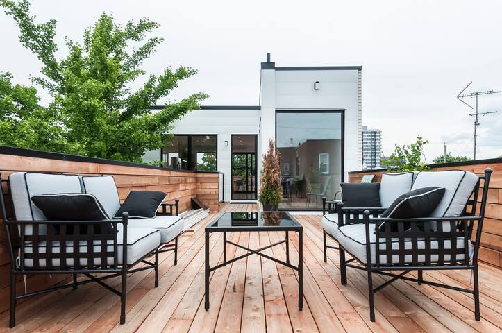 Stunning flat in the heart of Plateau Mont-Royal gallery image 3