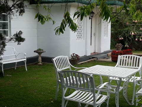 Ebenezer Cottage, 8 Bloomfield Road