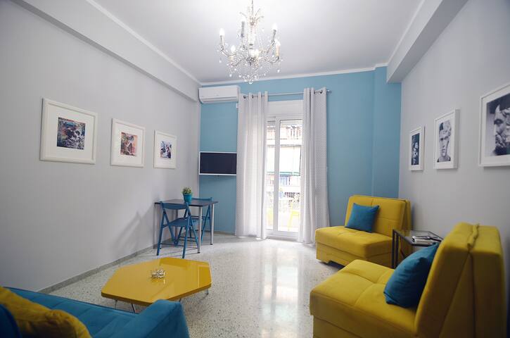 Urban Art Experience-Restful Sleep, Acropolis View gallery image 3