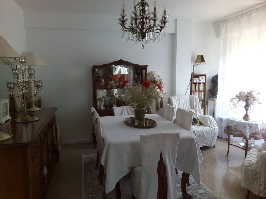 salle à manger, lieu des petits déjeuners