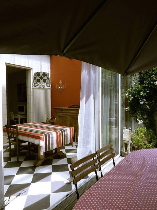 Déjeuner en terrasse