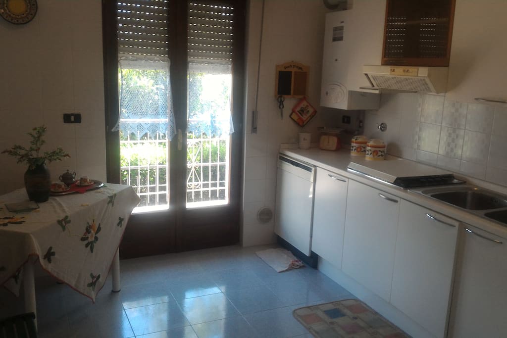 La cucina - The kitchen