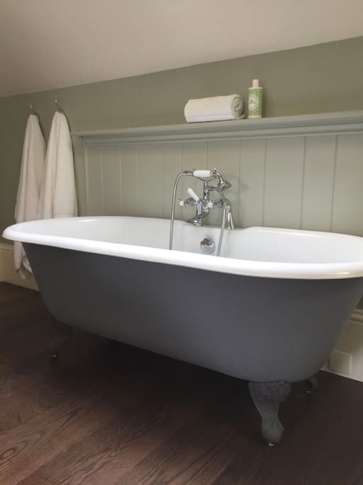 Freestanding bath in Bedroom