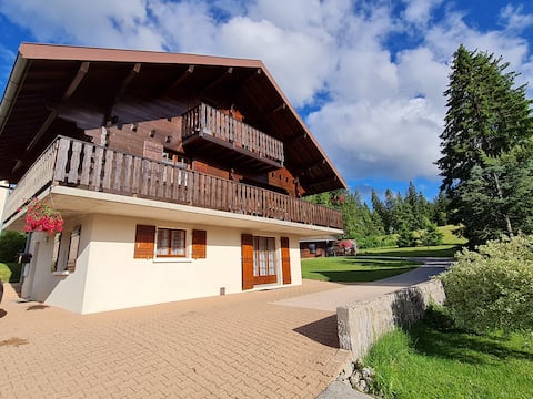 Cottage ideally located in Les Rousses resort.