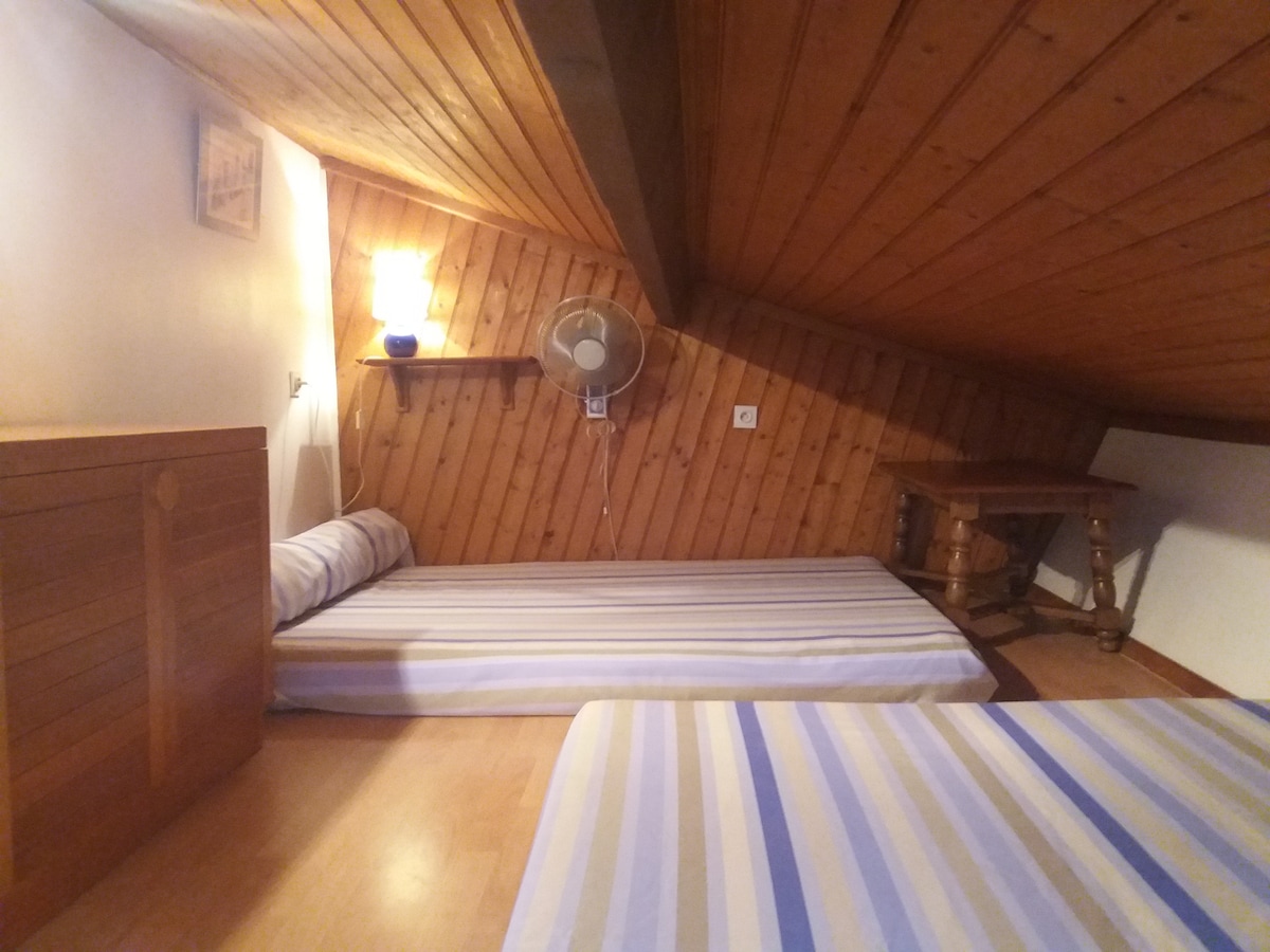 Mezzanine 2 couchages de 140 cms