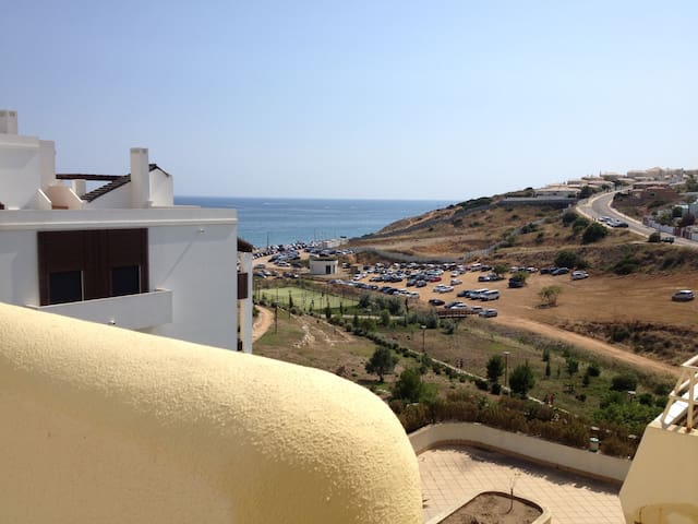 Lagos Apart @ Porto de Mós Beach