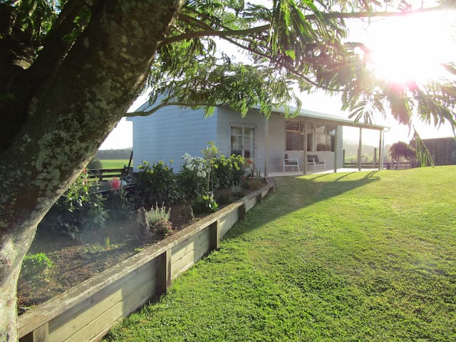 The Silk Tree Studio Aug 21 Farm Stay In Hangatiki New Zealand 1 Bedroom 1 Bathroom