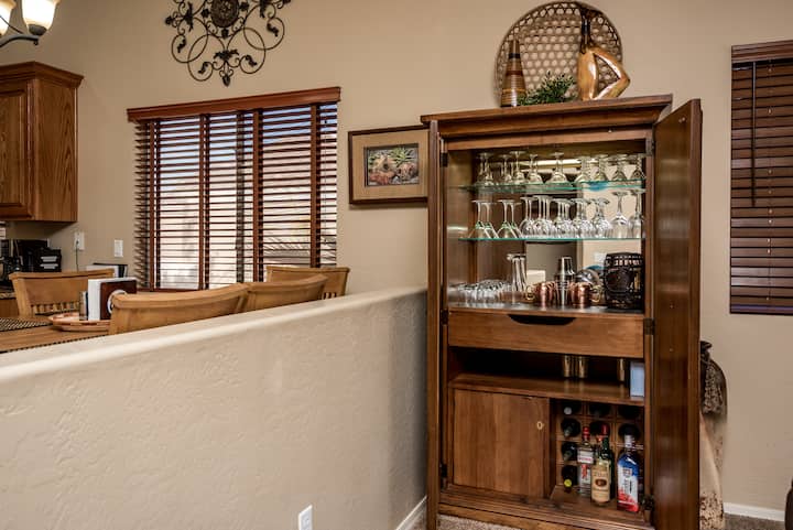 Ბარის კარადა