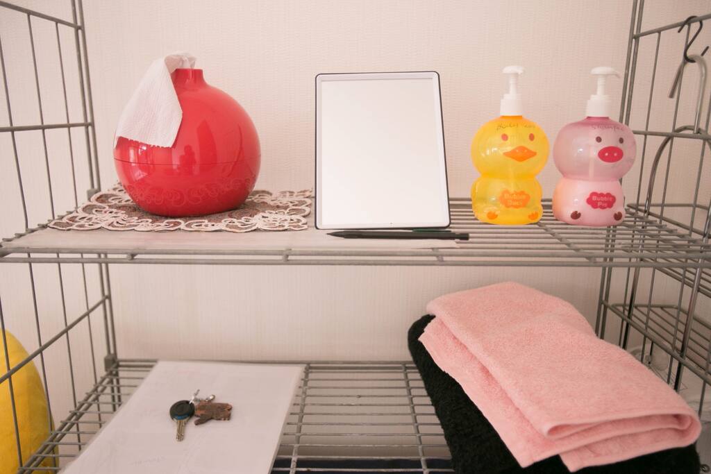 Clean and simple room.