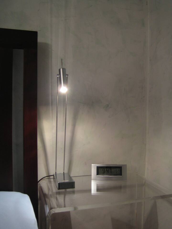 Quiet and Relaxing Room with own Bath