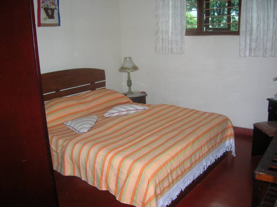 THE GUEST ROOM