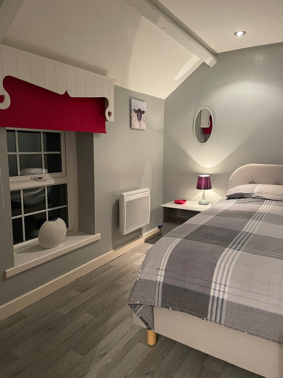 Chumba kimoja cha kulala cha ghorofani