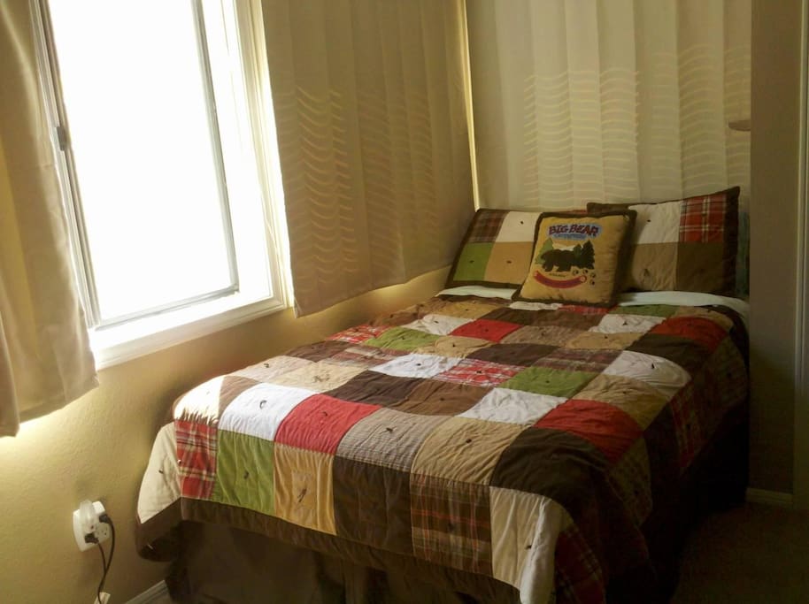 Home Decor, Quilt, Bed, Bedroom, Furniture