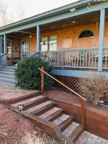 Attleboro Room with the beauty of Mother Nature.