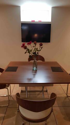 Wimbledon Village | Pls Enq For All Rates gallery image 5