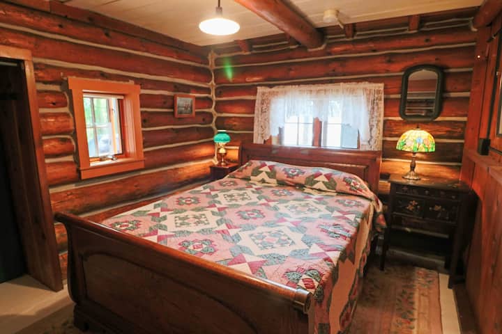 Queen size bed in first bedroom.
