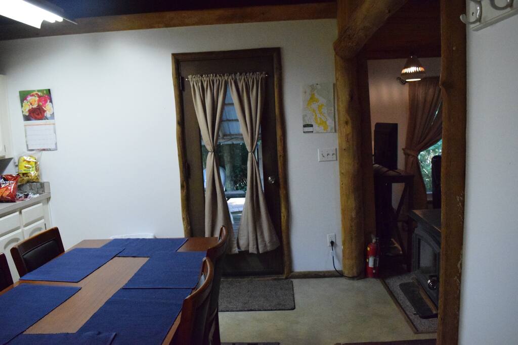 Entrance-Dining Table