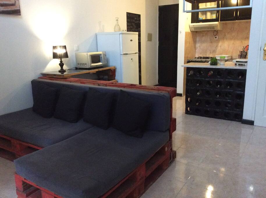Pallet couch to relax