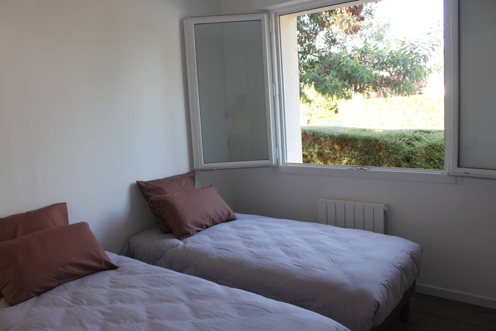 chambre à 2 lits