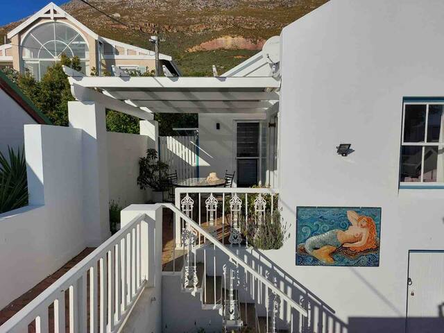 Mermaid Rock Cottage gallery image 5