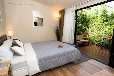 37 Nature House: 10 mins to DMK Int'l Airport
