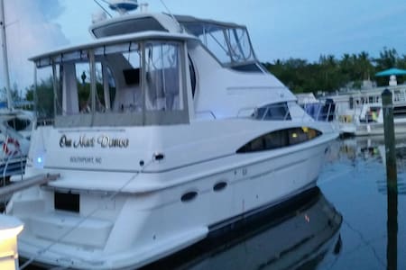 Island Yacht Adventures