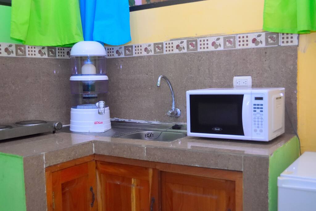 Hostal Tintorera. Cocina Suite # 8