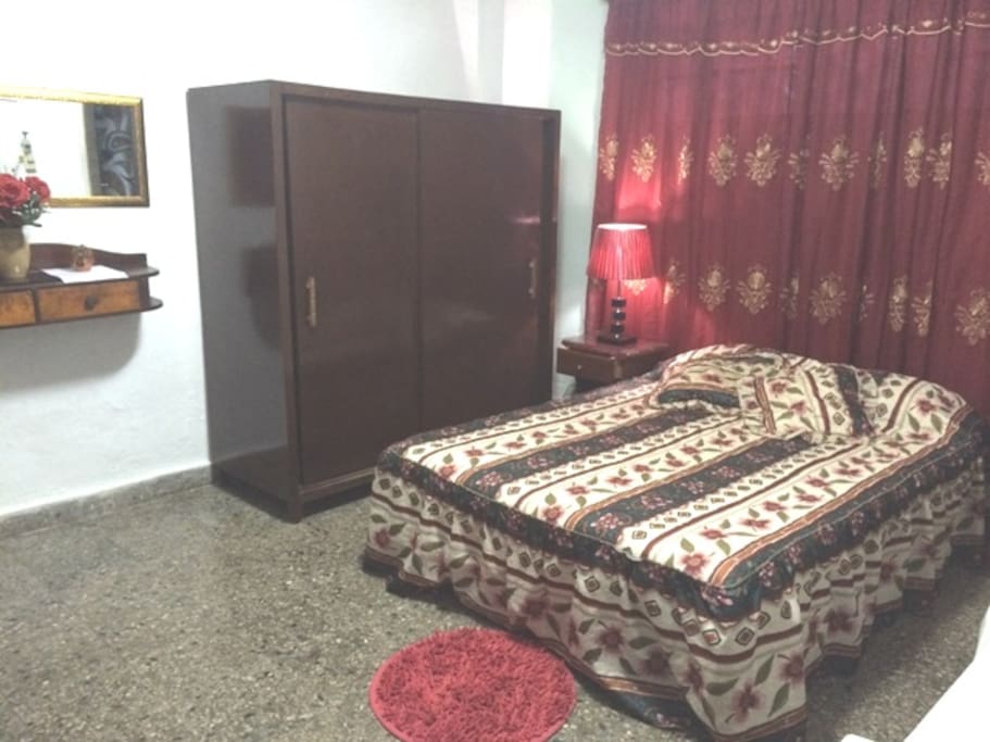 Vista interior de la habitación