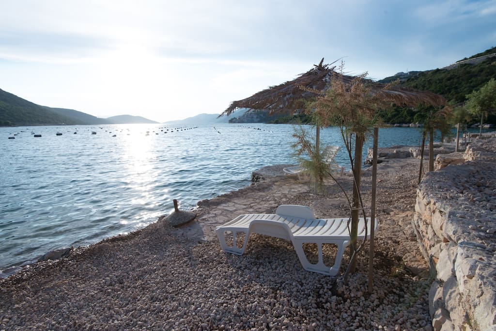 Plaža ispred apartmana