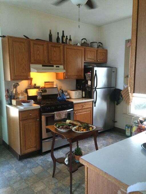 Fully equipped and stocked kitchen