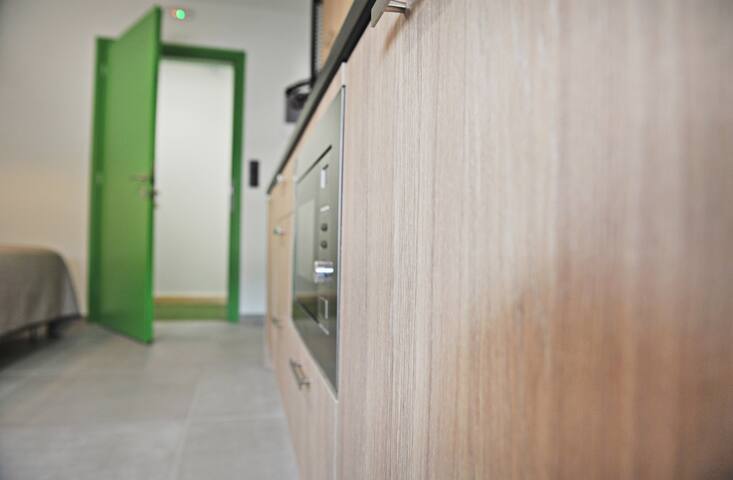 Syntagma square Athenian Green studio gallery image 3