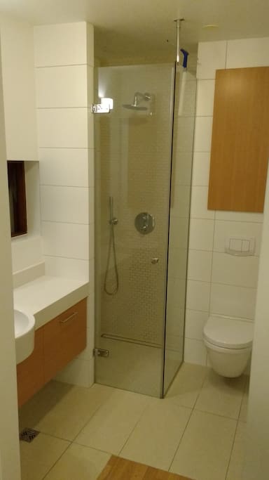 Bathroom #2