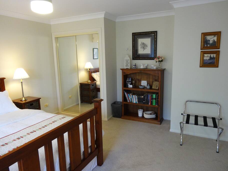 All the comforts of home in Queen size luxury