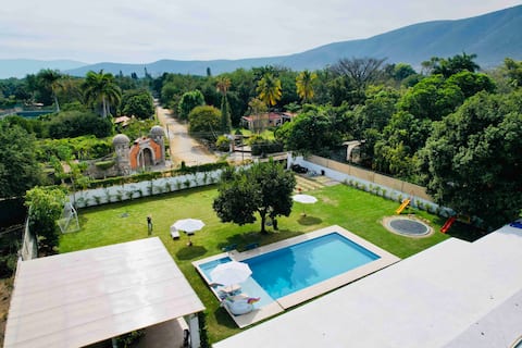 CASA MAYA! Las Estacas. Exceptional