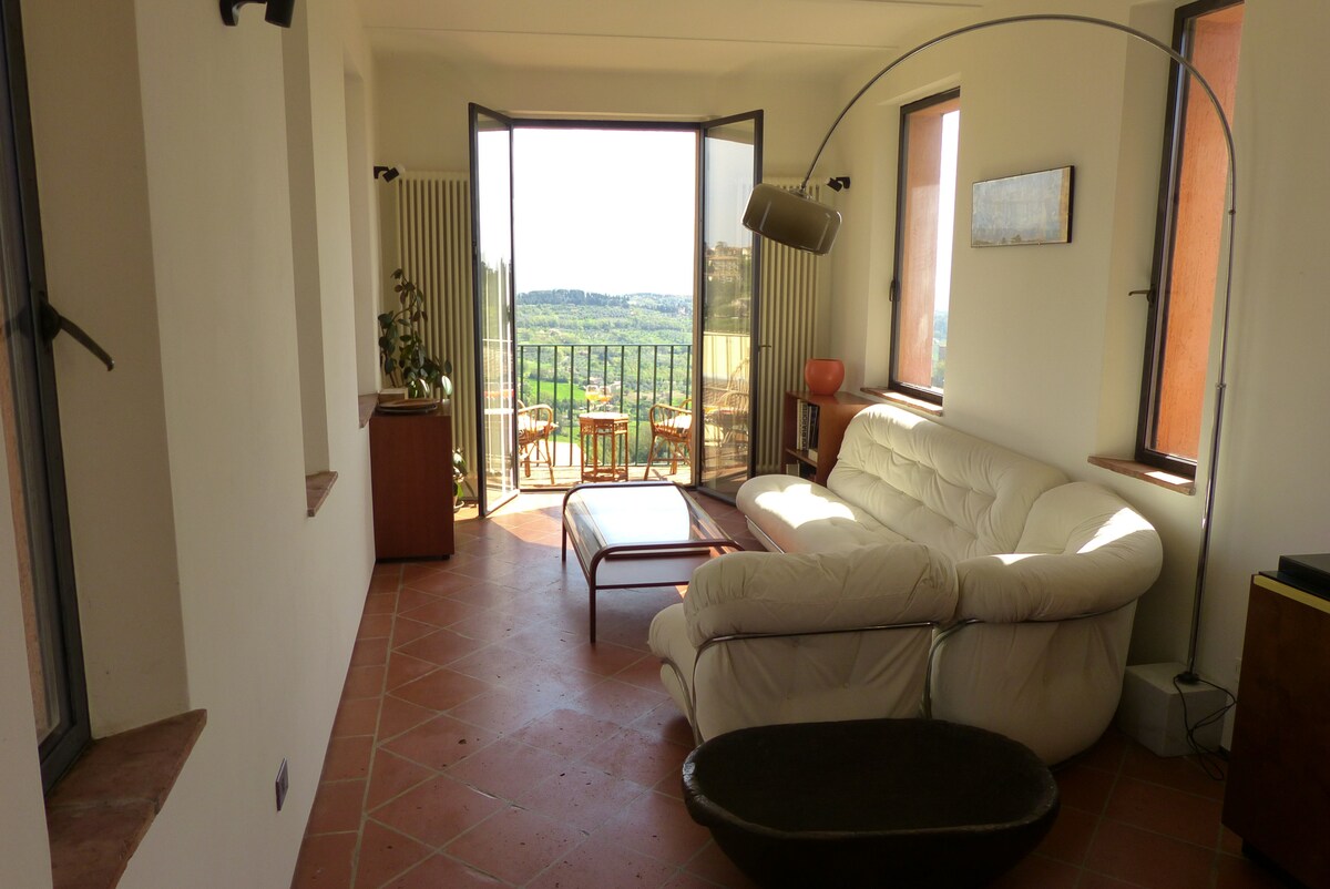 Top performing Airbnb: Every window is a painting in the heart of Perugia in Perugia