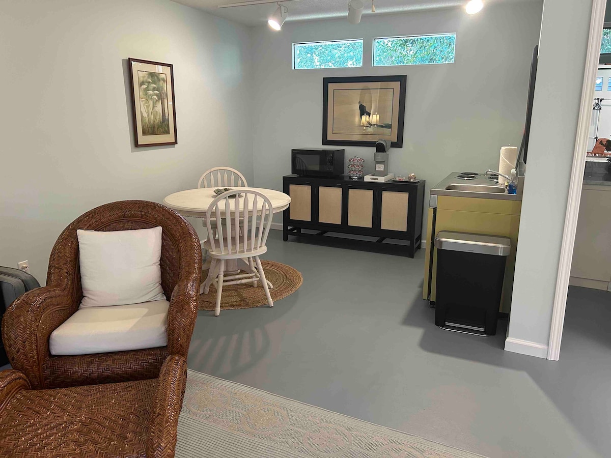 Popular Airbnb listing: State Park Cottage - Quiet Yet Centrally Located in Dothan