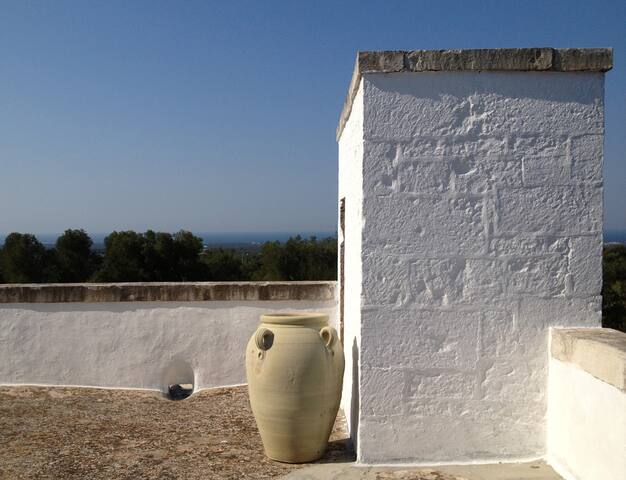 Deluxe suite in a Charming Masseria gallery image 3