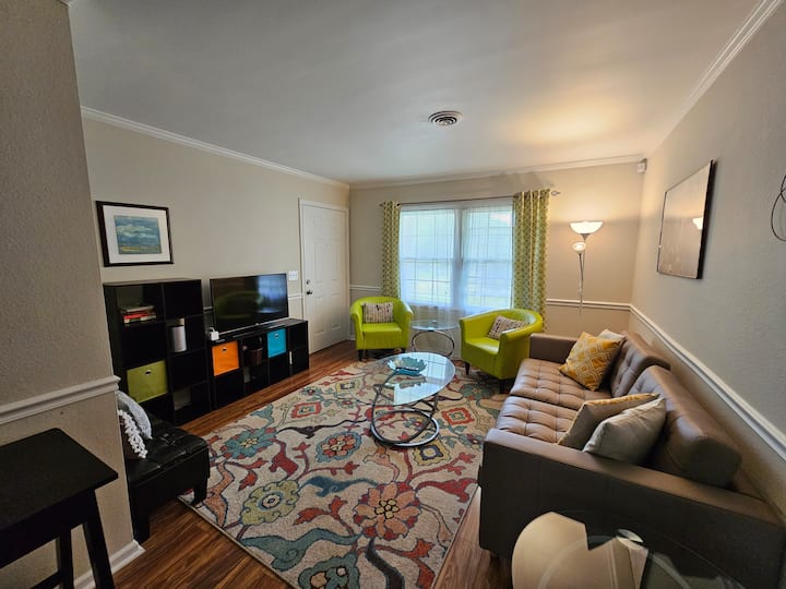 Quaint 2 Bed Near Downtown/usc - Columbia, SC