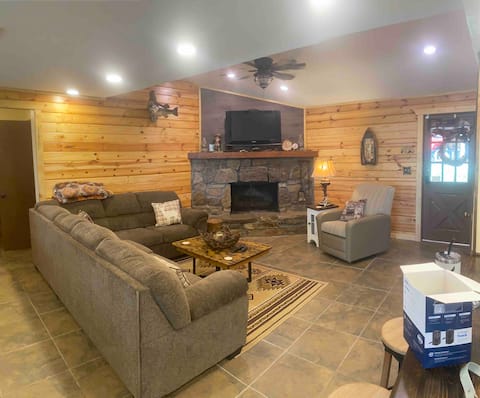 Ft Gibson Lake View Cabin