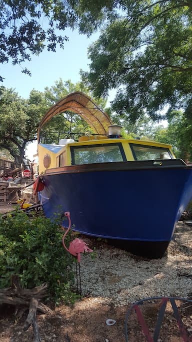 38 ft of luxury!