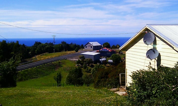 Yuulong Cottage
