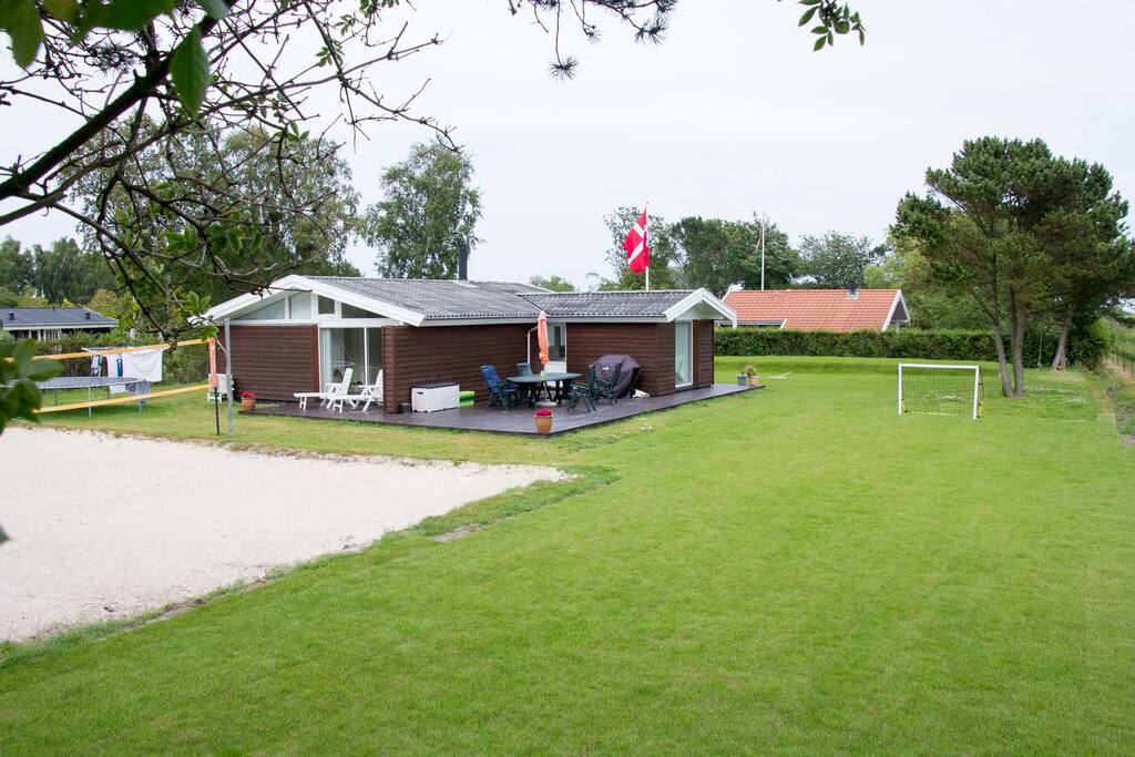 hagen
garden