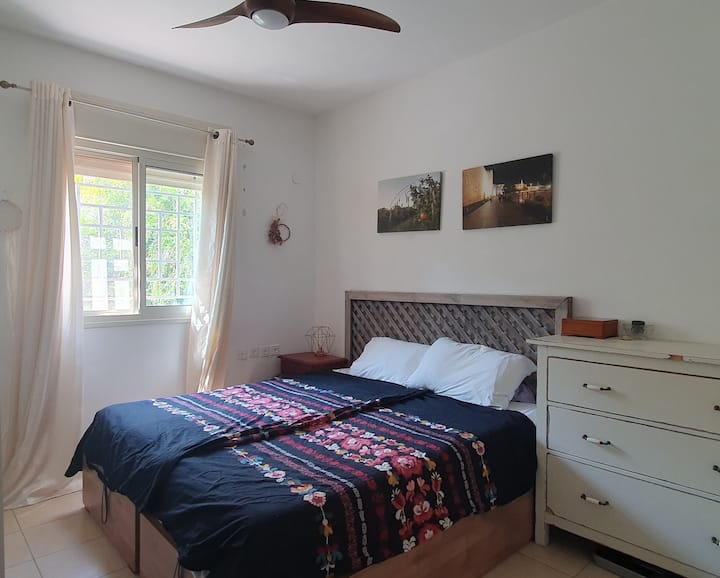 Основна спалня